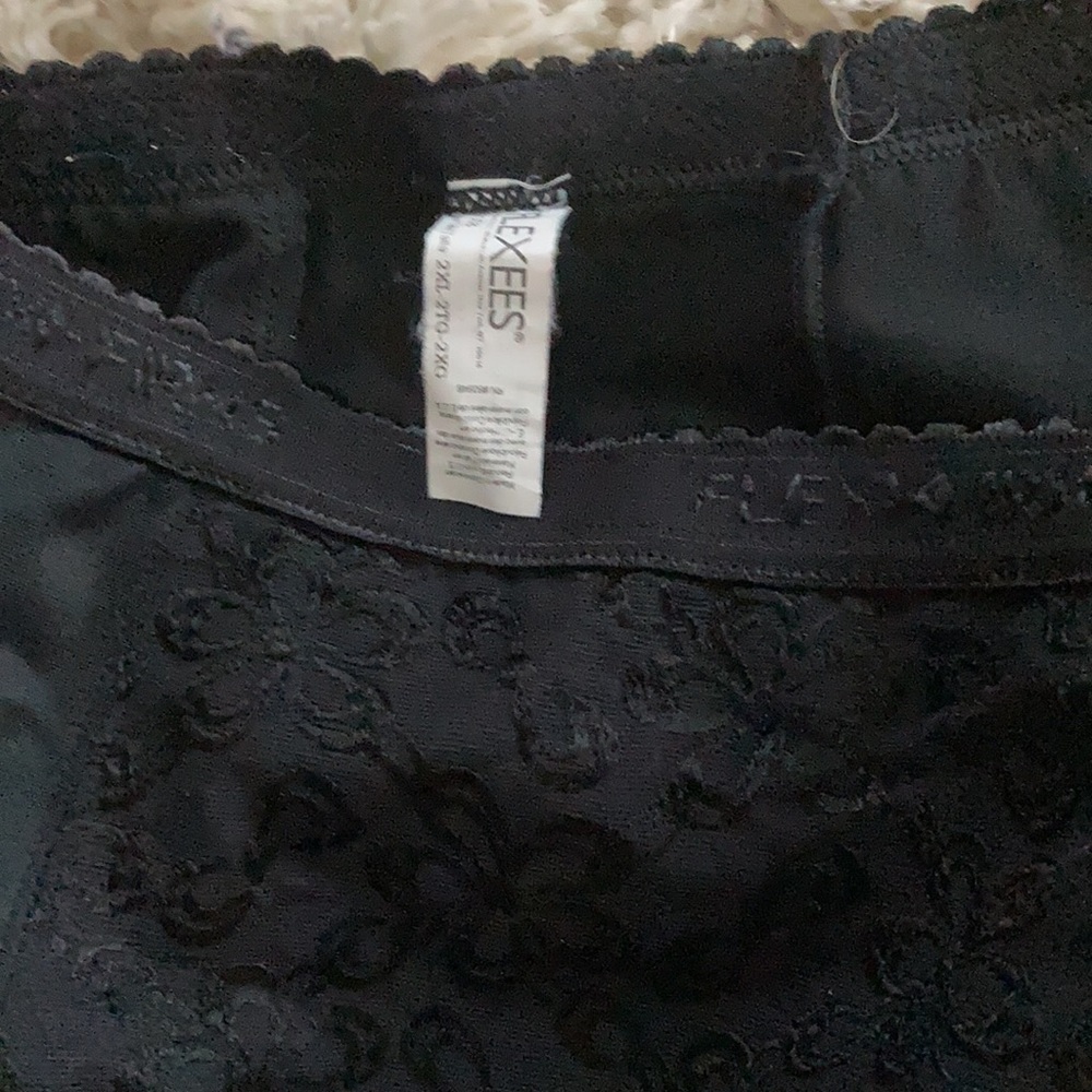 Shapewear - Picture 2 of 3